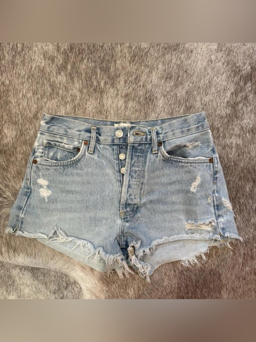 AGOLDE light wash denim distressed shorts Size 24